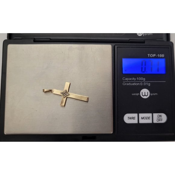 10K Yellow Gold Diamond Chip Cross Pendant E505 - Picture 6 of 7